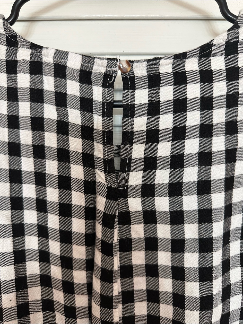 Time & Tru Blouse - Picture 5 of 6